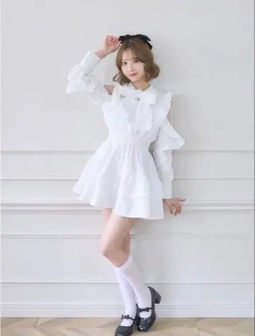 meltie 메로이 티어드 미니 원피스