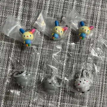 산리오 메지루시 액세서리 우사하나 모치냐미 가챠