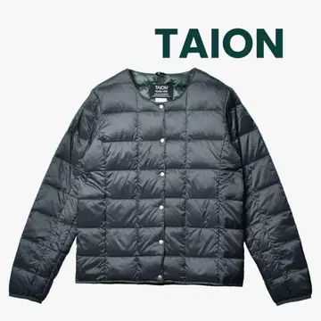새상품 TAION 베이직 크루넥 버튼 이너 다운 S 차콜