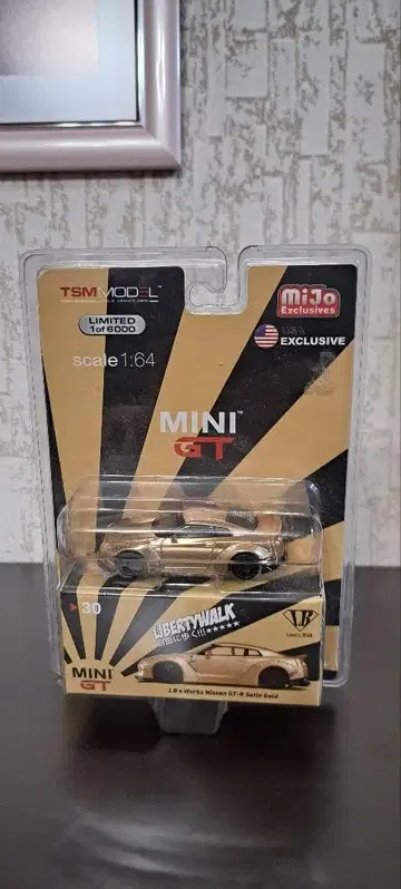 TSM MODEL LIBERTYWALK MINI 1:64 한정판
