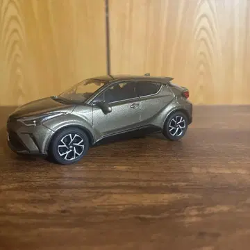 C-HR 후기형 컬러 샘플 6X1