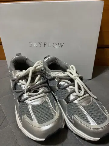 BAYFLOW W 슈레이스 스니커즈