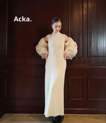 Acka. tulle sleeve knit one-piece