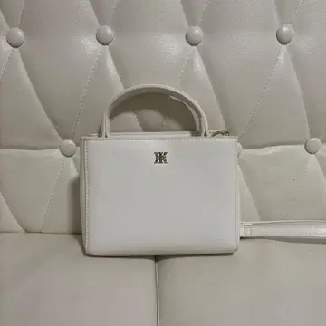 Riu mini top handle bag 화이트