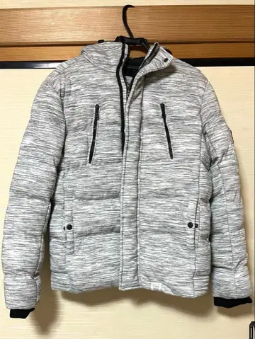 [ 몇 회 정도의 사용 ] 겨울에 딱! AZUL 다운 자켓