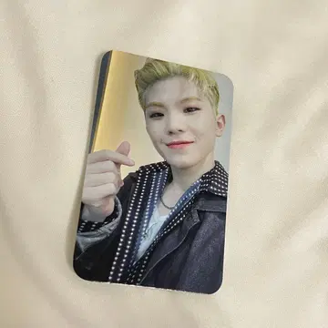 SEVENTEEN attacca 중국 한정판 트레이딩 카드 우지