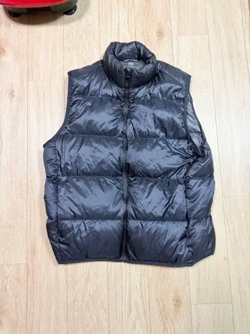 UNIQLO 울트라 라이트 다운 다운 베스트 XL 블랙