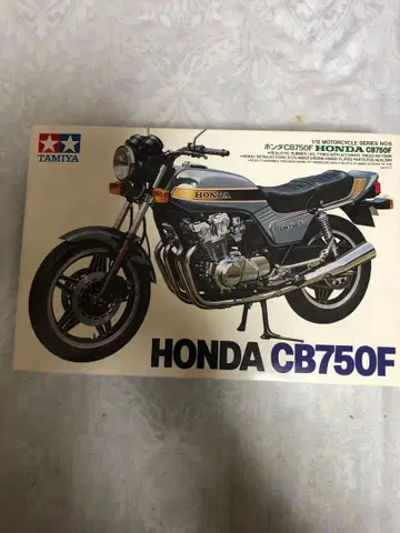 타미야 1/12 모터사이클 시리즈 No. 6 HONDA CB750F