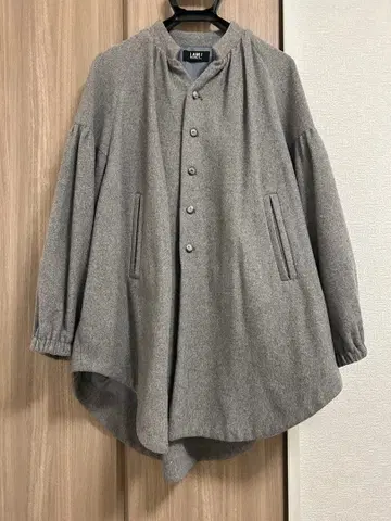 I AM I 스모크 코트 그레이