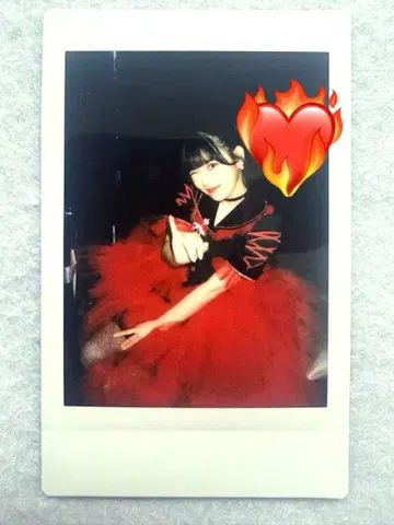 FRUITSZIPPER 월아시 아마네 폴라로이드 레코드 대상 의상