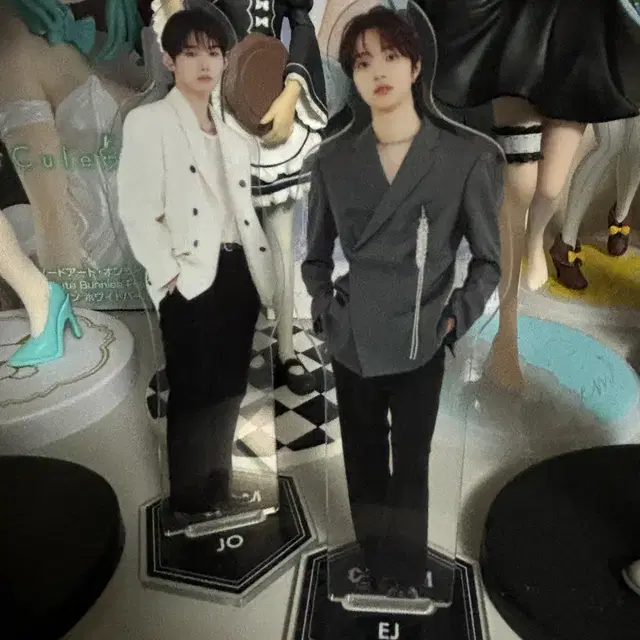 앤팀 의주 죠 아크릴스탠드