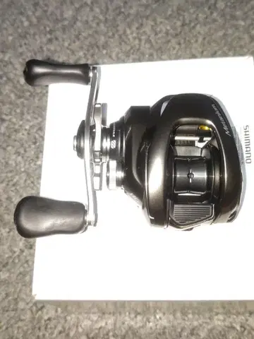 새상품급 시마노 20 메타늄 HG LEFT