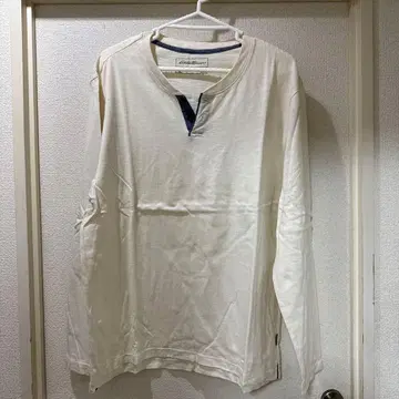 Eddie Bauer 아이보리 V넥 긴팔 셔츠