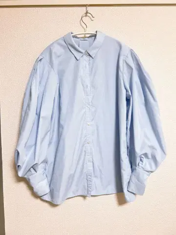 Apartbylowrys 라이트 블루 퍼프 슬리브 셔츠