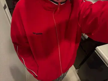 adidas 빨간색 집업 자켓