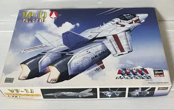 하세가와 1/72 초시공 요새 마크로스 VF-1J 발키리