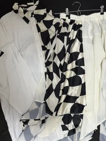 디오라트 Deorart 셋업 새상품