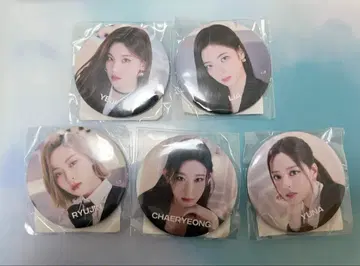 ITZY CHECKMATE IN JAPAN 캔뱃지 5개