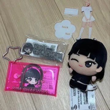 KIM CHAEWON 마스코트 카페 아크릴 스탠드 인형뽑기 경품