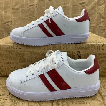 새상품 여성용 23.0cm 발수 인조 가죽 코트 스니커즈 화이트 레드