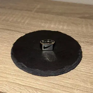 나이키 실버 스퀘어 반지