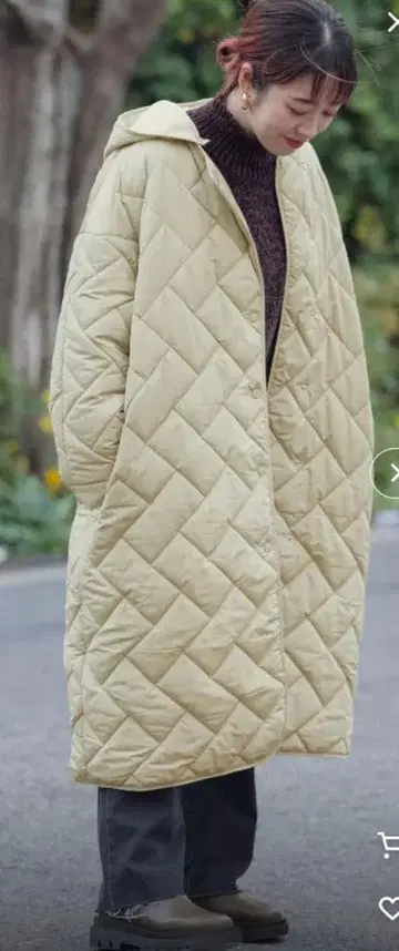 ITEMS URBANRESEARCH 퀼팅 롱 코트 베이지