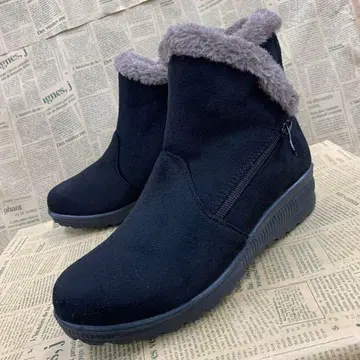 새상품 여성용 23.0cm 경량 사선 지퍼 보아 안감 부츠 블랙 6432