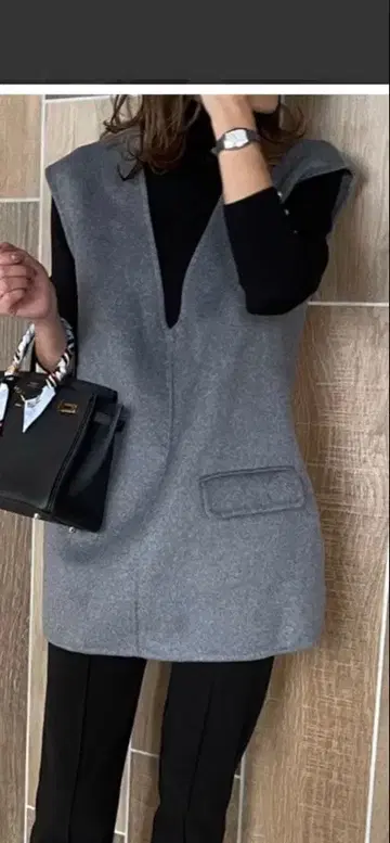 그레이 V넥 베스트 미사용 새상품