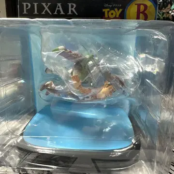 PIXAR 토이 스토리 버즈 라이트이어 피규어