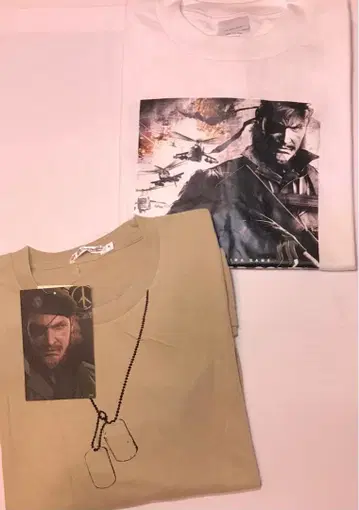 레어 메탈기어 솔리드 월드 투어 피스 워커 T셔츠 M 사이즈