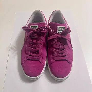 PUMA 스웨이드 클래식 로우컷 스니커즈 24.5cm