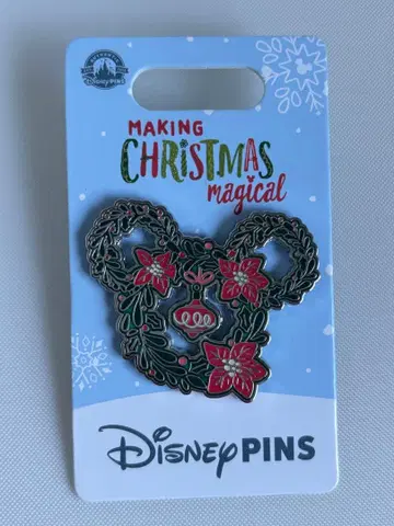 미키 크리스마스 리스 핀 배지