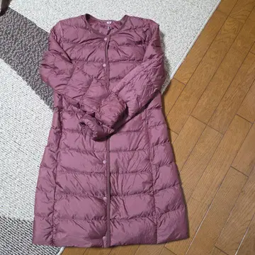 유니클로 울트라 라이트 다운 컴팩트 코트 노카라 코트 S