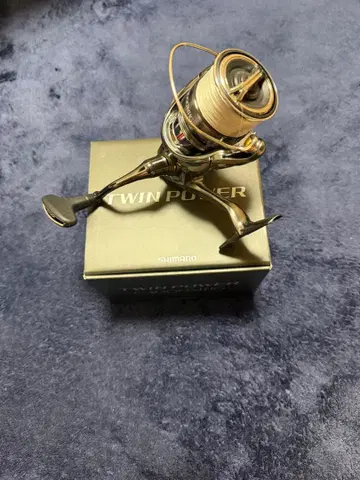 SHIMANO 24 트윈 파워 C3000MHG