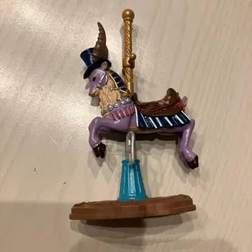 지브리 파크 회전목마 야크르