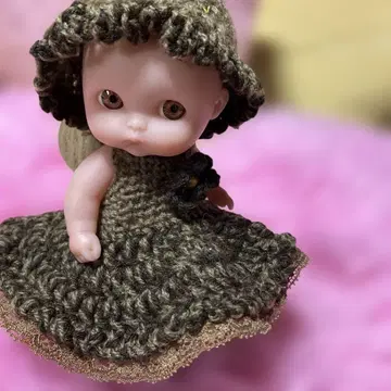 귀여운 인형 세트 (의류 2벌 포함)