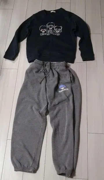 EVA MICRO MACRO 룸웨어 세트