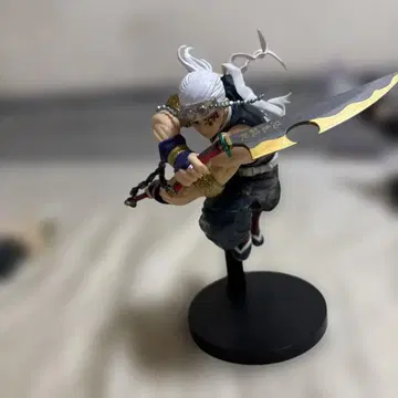 귀멸의 칼날 VIBRATION STARS 우즈이 텐겐 피규어