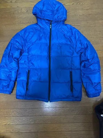 후드 부착 파랑 다운 자켓