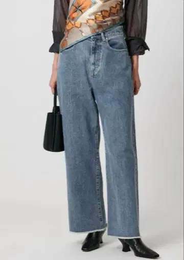 유나이티드 애로우즈 컷오프 데님 팬츠