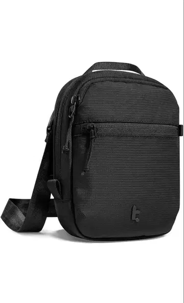 거의 미사용 tomtoc 숄더백