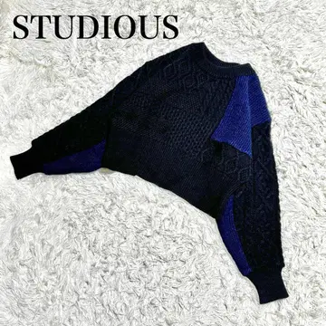 스튜디오스 두꺼운 원단 케이블 짜임 니트 모헤어 혼방 바이컬러 크롭 기장