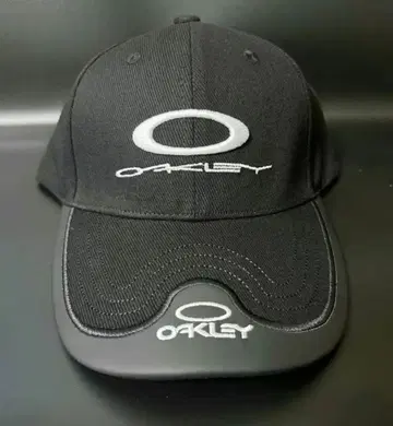 Oakley 블랙 야구 모자