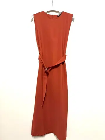 ZARA 오렌지 슬리브리스 롱 원피스