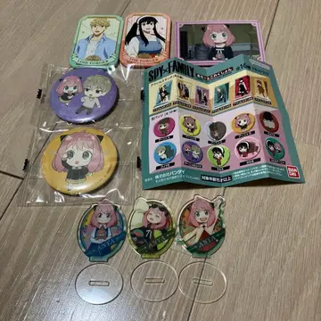 SPY x FAMILY 아크릴 스탠드 & 캔뱃지 세트