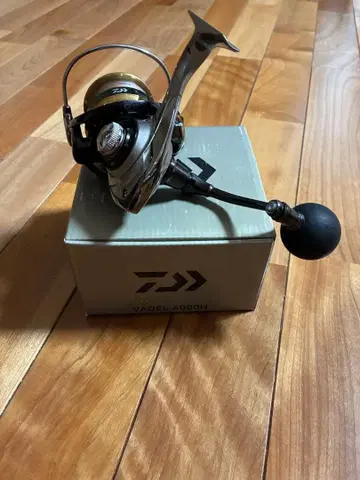 다이와 VADEL 4000H