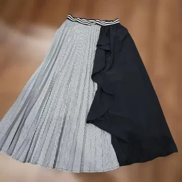 인기 앤러브 프릴 플리츠 스커트 &LOVE