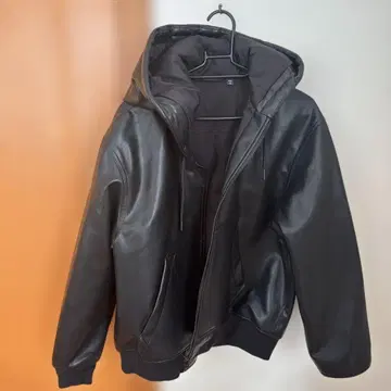 GU 후드 부착 가죽 자켓 M 블랙