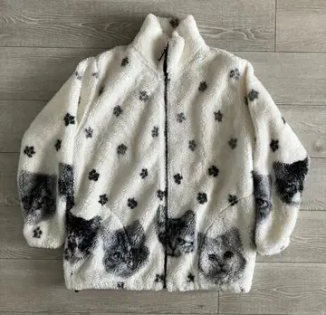 아노짱 착용 캣 고양이 패턴 보아 자켓 블랙마운틴 S 사이즈