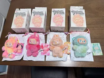 THE MONSTERS Big into Energy 봉제 인형 4종 세트